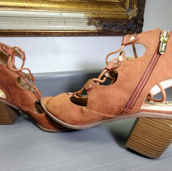 Circus by Sam Edelman "Kiera" Pre-owned Faux Suede Block Heel Lace Up w/Zip Side - Picture 6 of 13